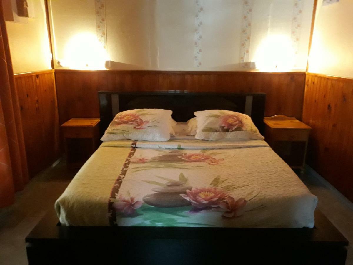 Petite Fleur De Lentilles Bed and Breakfast Cilaos Exterior foto