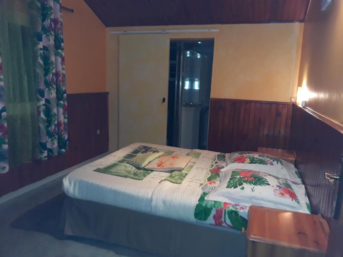 Petite Fleur De Lentilles Bed and Breakfast Cilaos Exterior foto